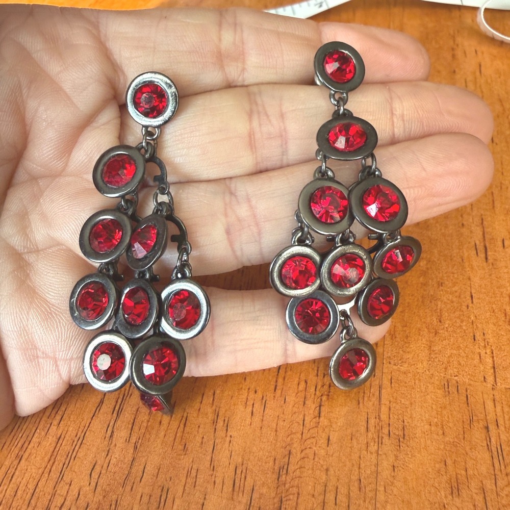 Guess Red Crystal Chandelier Earrings Gunmetal Tone Tiered Statement Drops